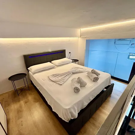 Loft * Tirana